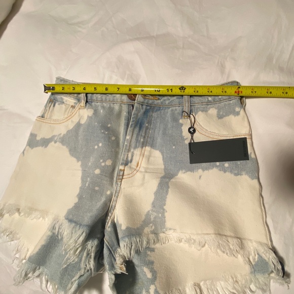 BNWT ONE TEASPOON high waist BONITA denim shorts size 30 - Picture 5 of 6
